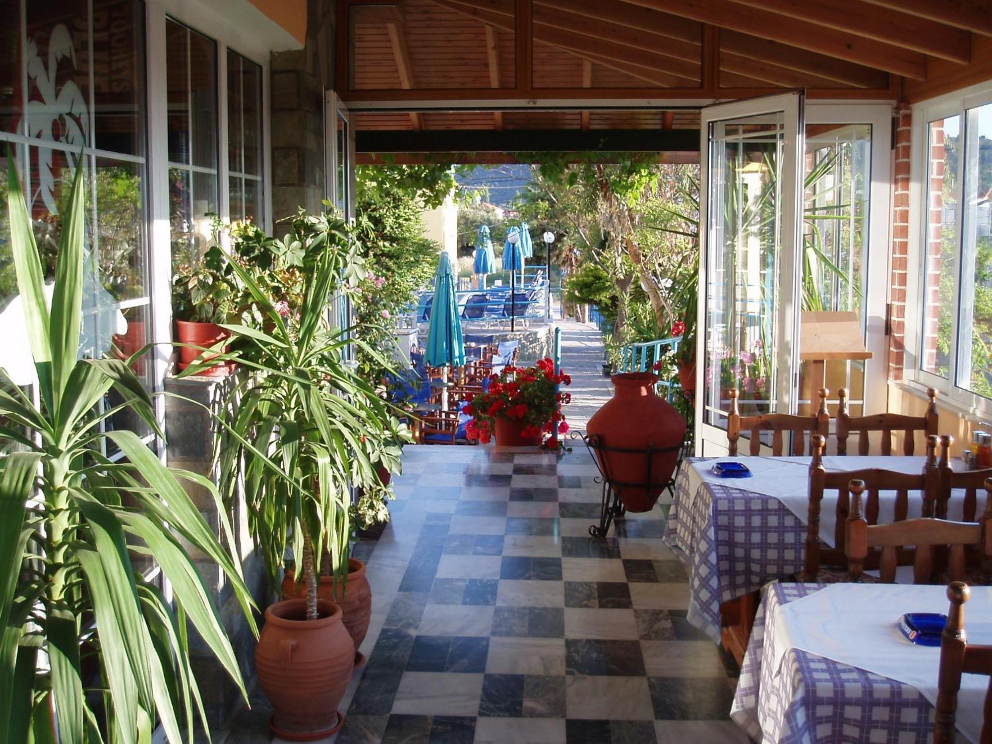 Anaxos Hotel 외부 사진
